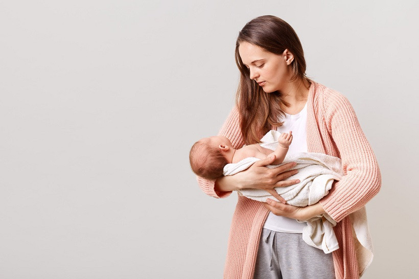 Demam pada Bayi Baru Lahir, Apa yang Harus Dilakukan?