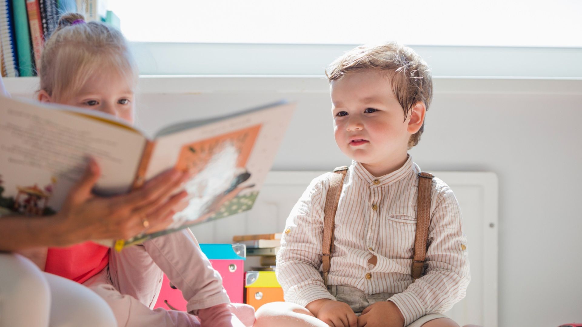 Manfaat Membacakan Buku untuk Balita