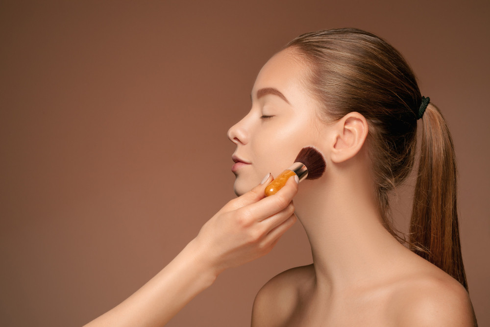 How to Identify Your Skin Undertone for Harmonious Makeup Application